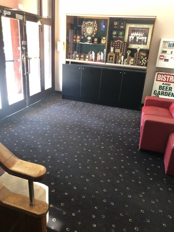 Imagen de los interiores del Hotel William Farrer. Foto 19