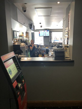 Imagen de los interiores del Hotel William Farrer. Foto 20