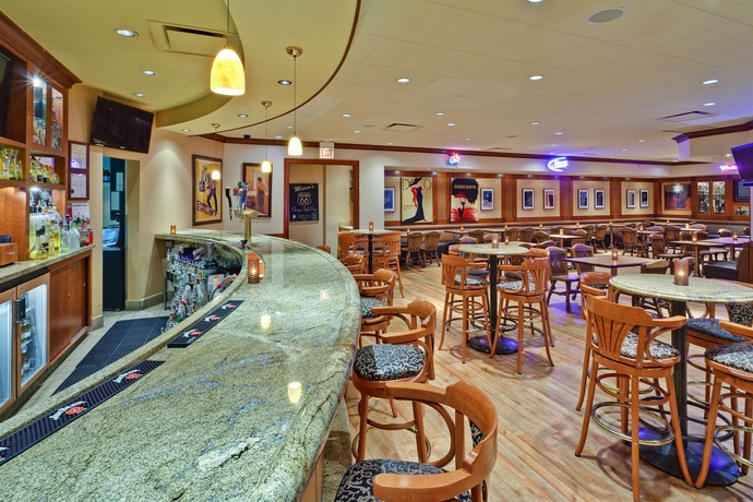 Imagen del bar/restaurante del Hotel William Tell Hotel MOD Collection by Sonesta. Foto 5