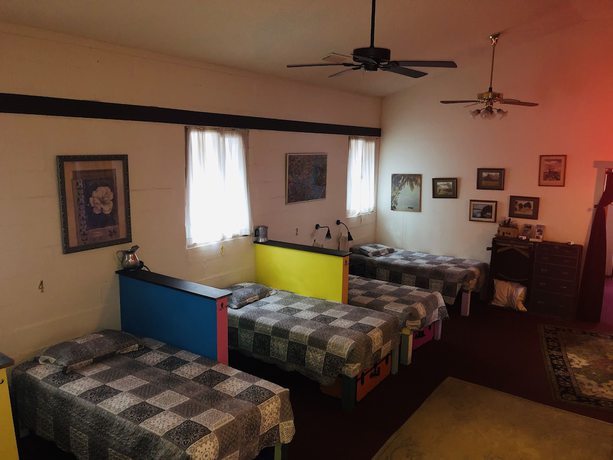 Imagen de la habitación del Hotel Williams AZ Hostel. Foto 5