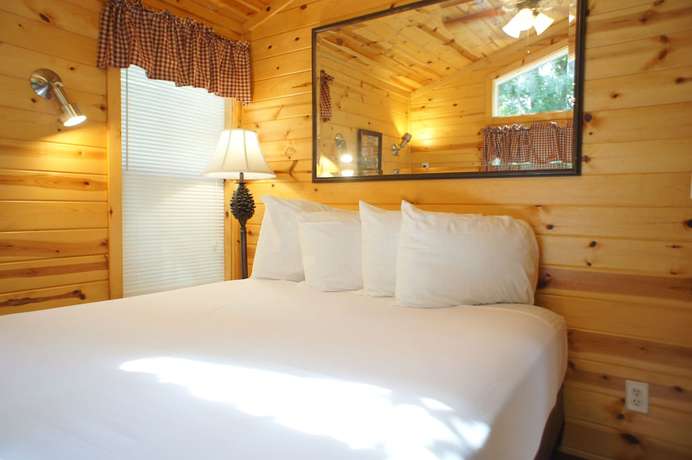 Imagen de la habitación del Hotel Williamsburg Campground. Foto 7