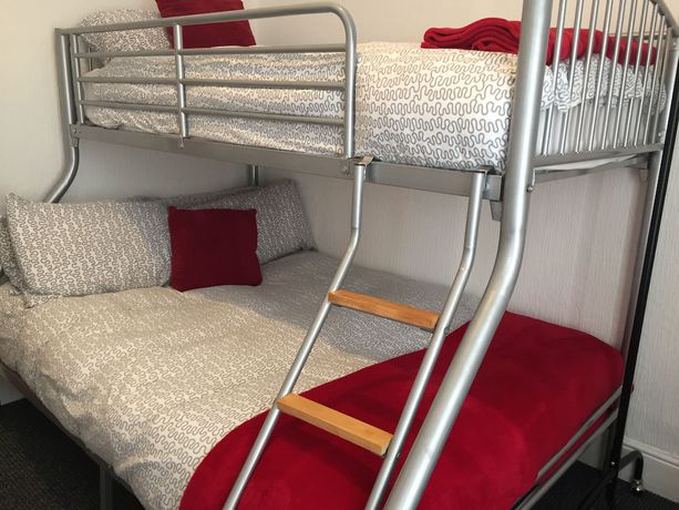 Imagen de la habitación del Hotel Willin House. Foto 8