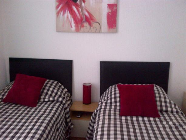 Imagen de la habitación del Hotel Willin House. Foto 16