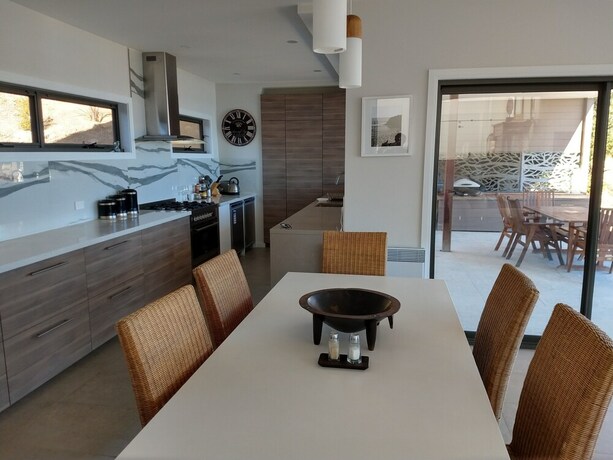 Imagen de la habitación del Hotel Willow Bay Lodge. Foto 22