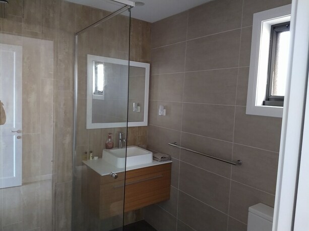 Imagen de la habitación del Hotel Willow Bay Lodge. Foto 31