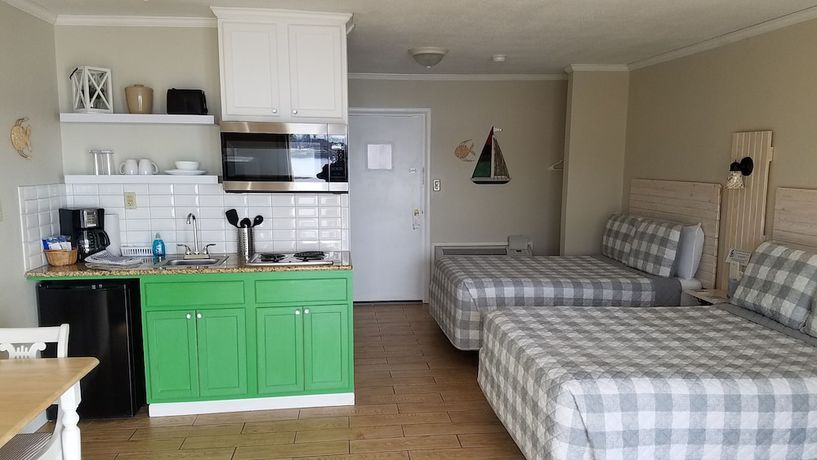 Imagen de la habitación del Hotel Willow Beach Resort. Foto 4