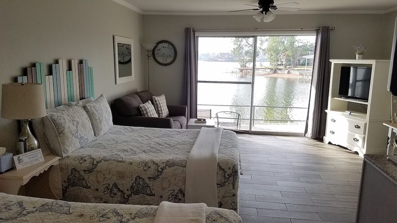 Imagen de la habitación del Hotel Willow Beach Resort. Foto 8