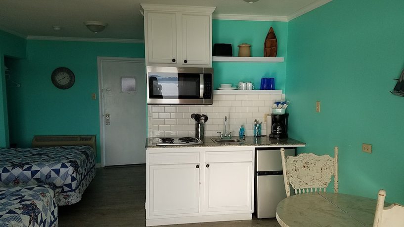 Imagen de la habitación del Hotel Willow Beach Resort. Foto 14