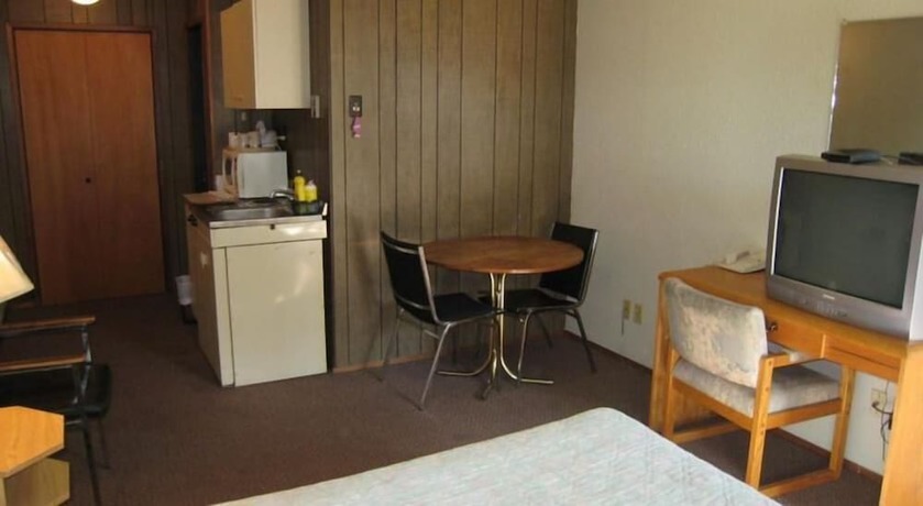 Imagen de la habitación del Hotel Willow Inn Motel. Foto 8