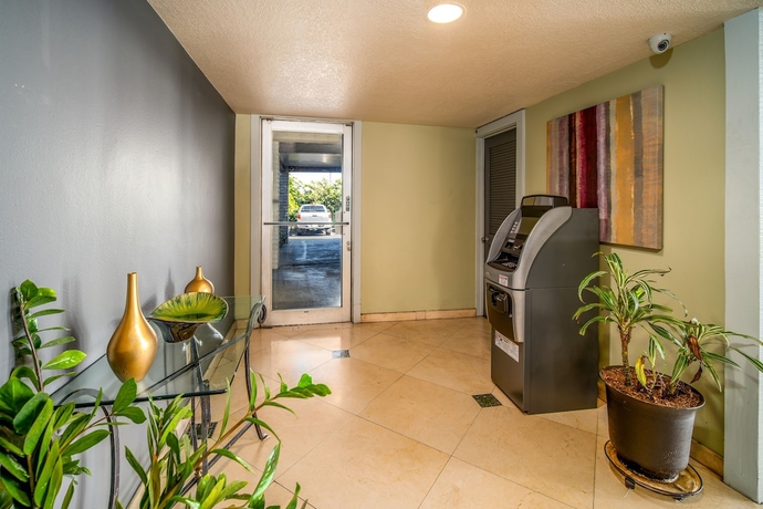 Imagen de los interiores del Hotel Willow Tree Inn, Compton. Foto 16