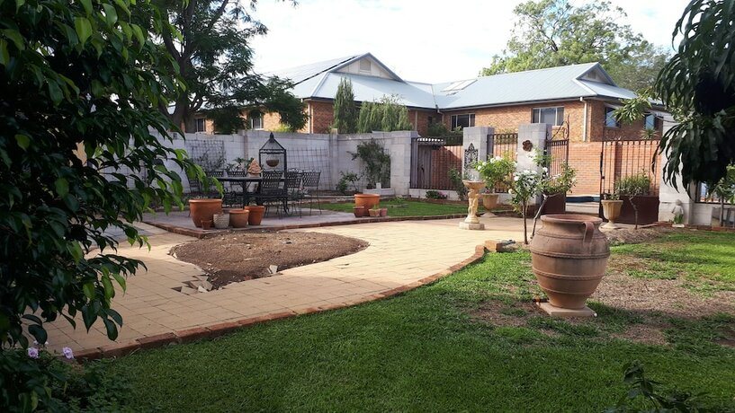 Imagen de los exteriores del Hotel Willowgate Hall luxury hosted B&B. Foto 11