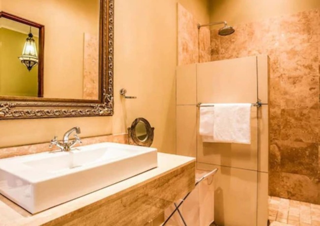 Imagen de la habitación del Hotel Willows Boutique. Foto 10