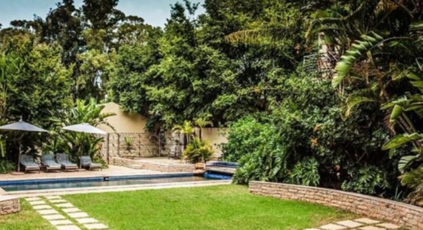 Imagen de la piscina del Hotel Willows Boutique. Foto 19