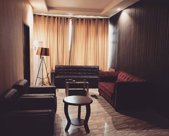 Imagen general del Hotel Willowwood Owerri. Foto 11