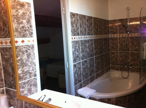 Imagen de la habitación del Hotel Will's. Foto 14