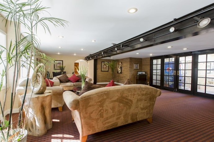 Imagen de los interiores del Hotel Wilshire Crest Los Angeles. Foto 18