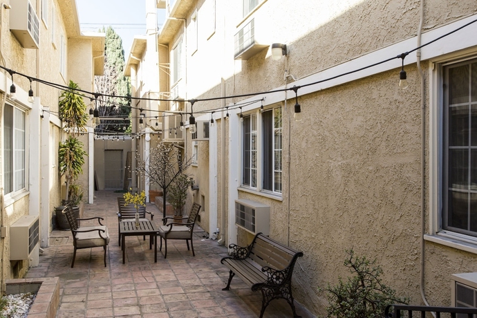 Imagen de la habitación del Hotel Wilshire Crest Los Angeles. Foto 12