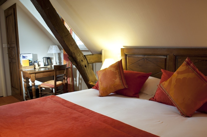 Imagen de la habitación del Hotel Wilson, Dijon. Foto 6