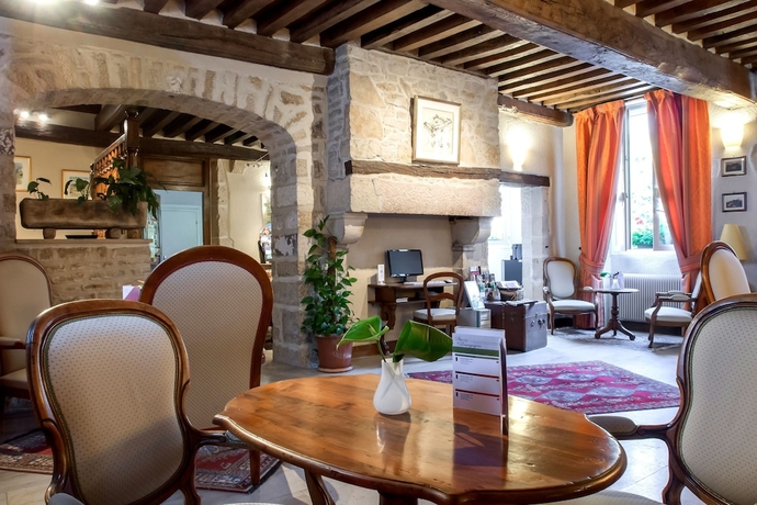 Imagen del bar/restaurante del Hotel Wilson, Dijon. Foto 2