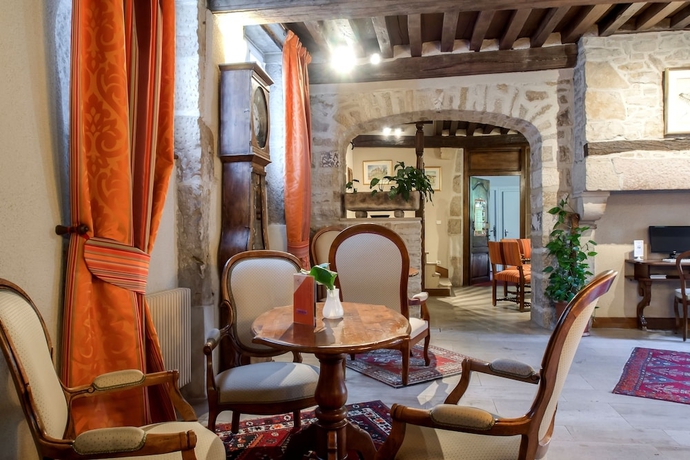 Imagen del bar/restaurante del Hotel Wilson, Dijon. Foto 3