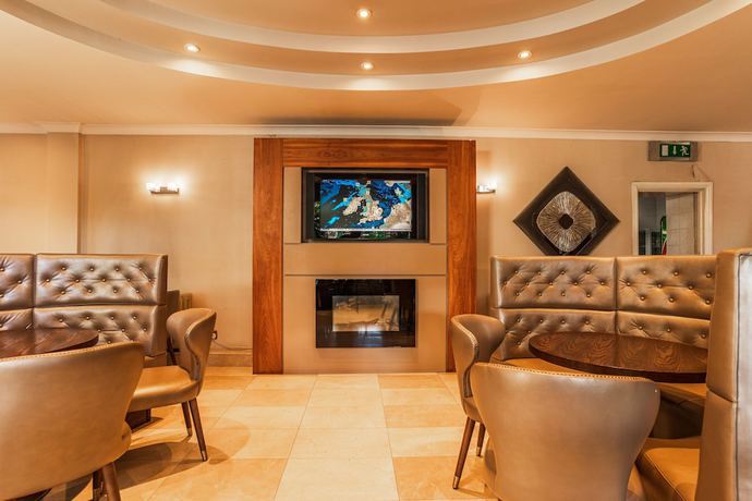 Imagen de los interiores del Hotel Wilton Bray. Foto 18