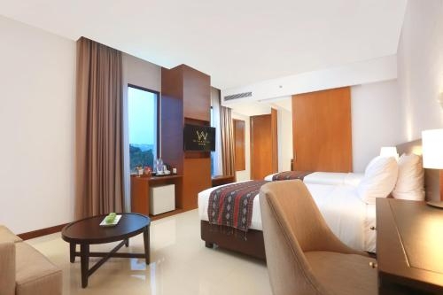 Imagen de la habitación del Hotel Wimarion Semarang. Foto 6
