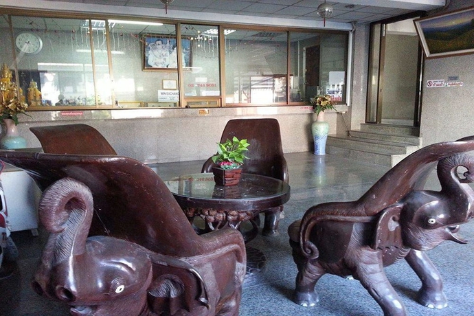 Imagen de los interiores del Hotel Win Bangna. Foto 19