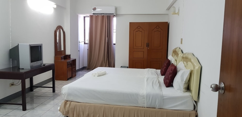 Imagen de la habitación del Hotel Win Bangna. Foto 14