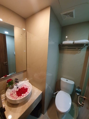 Imagen de la habitación del Hotel Win Premier Mangga Besar. Foto 13
