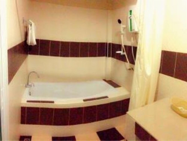 Imagen de la habitación del Hotel Win Resort Hat Yai. Foto 14