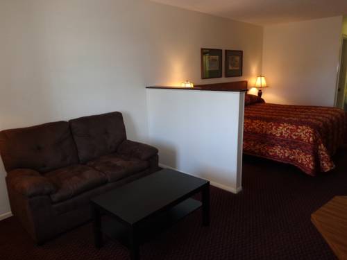 Imagen de la habitación del Hotel Windcrest Inn and Suites. Foto 2