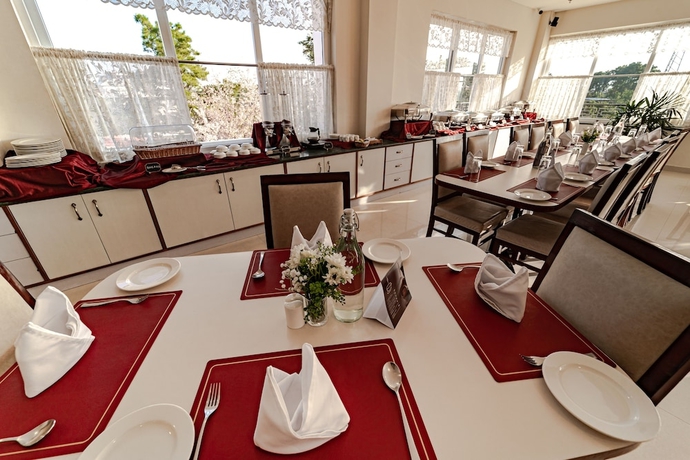 Imagen del bar/restaurante del Hotel Windermere. Foto 2