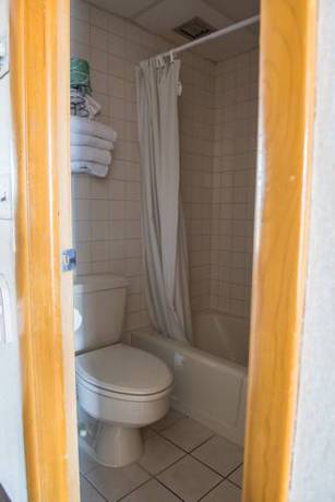 Imagen de la habitación del Hotel Windjammer Motor Inn. Foto 4