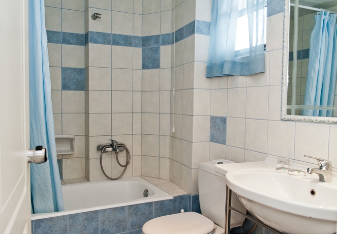 Imagen de la habitación del Hotel Windmill Bay. Foto 15