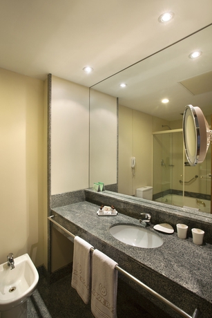 Imagen de la habitación del Hotel Windsor Asturias. Foto 10