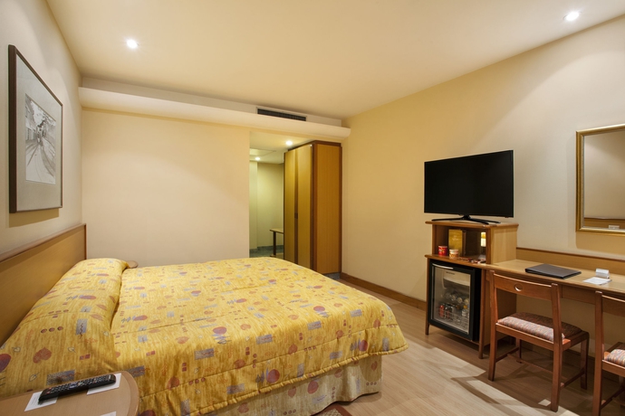 Imagen de la habitación del Hotel Windsor Asturias. Foto 13