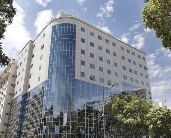 Imagen de los exteriores del Hotel Windsor Florida. Foto 10