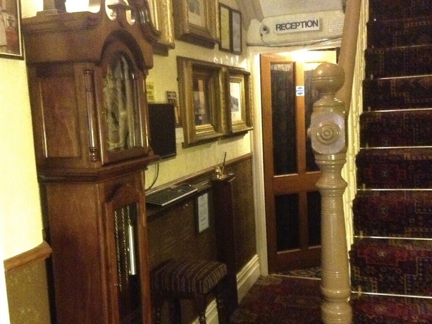Imagen de los interiores del Hotel Windsor House - Guest House. Foto 18