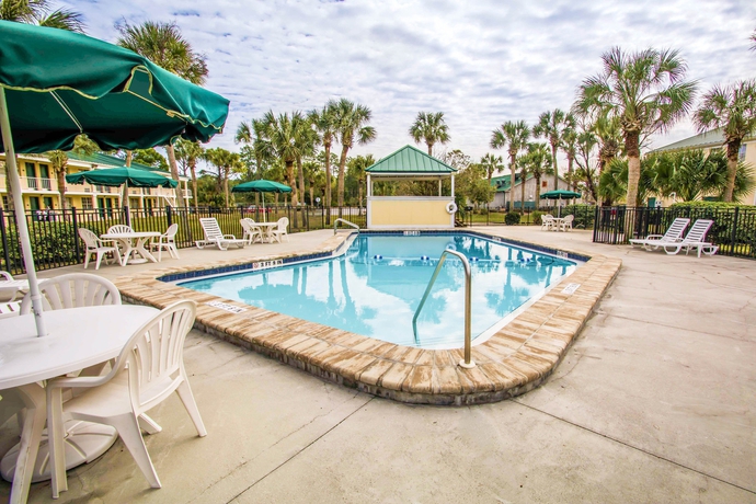 Imagen de la piscina del Hotel Windsor Inn Of Jacksonville. Foto 16