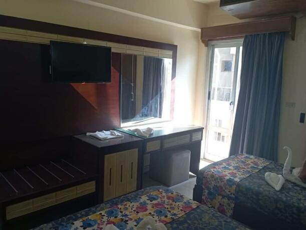 Imagen general del Hotel Windsor Luxor. Foto 3