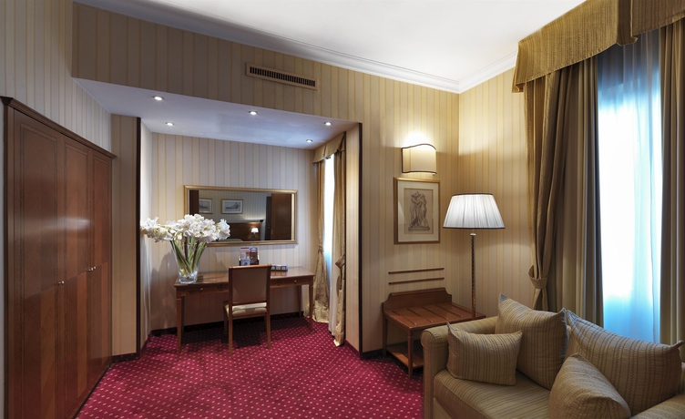 Imagen de los interiores del Hotel Windsor Milano. Foto 10