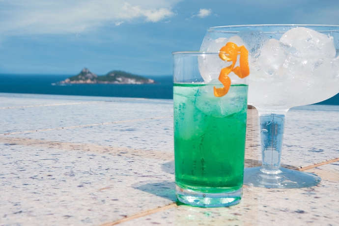 Imagen de la piscina del Hotel Windsor Oceanico. Foto 16