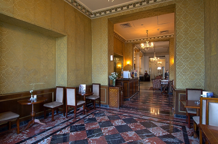 Imagen de los interiores del Hotel Windsor Palace Luxury Heritage Since 1906 By Paradise Inn Group. Foto 14