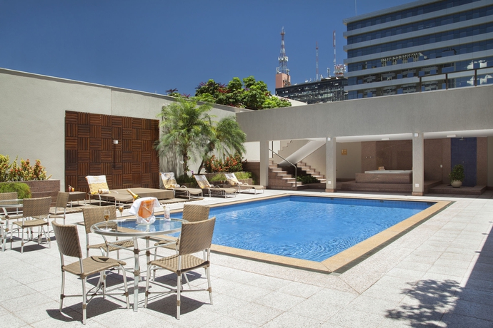 Imagen de la piscina del Hotel Windsor Plaza Brasilia. Foto 12
