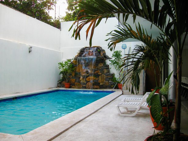 Imagen de la piscina del Hotel Windsor Plaza, San Salvador. Foto 20