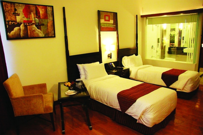 Imagen de la habitación del Hotel Windsor Rajadhani. Foto 14
