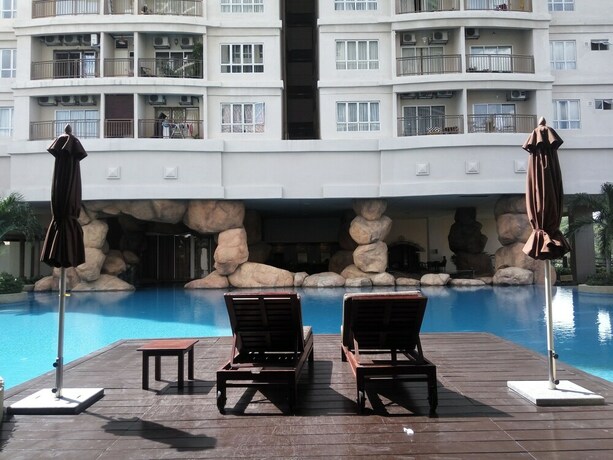 Imagen de la piscina del Hotel Windsor Tower Serviced Apartment. Foto 15