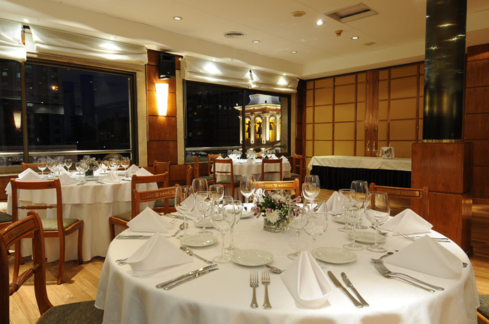 Imagen del bar/restaurante del Hotel Windsor and Tower. Foto 6