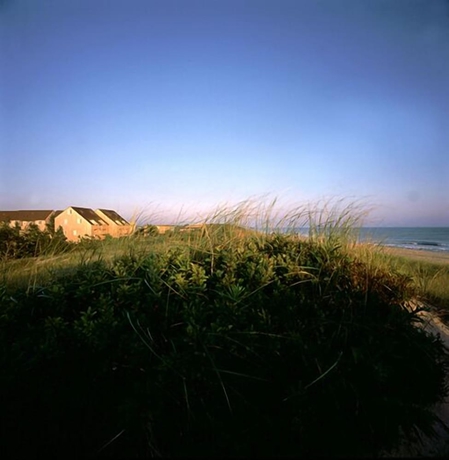 Imagen general del Hotel Windward Shores Ocean Resort. Foto 1