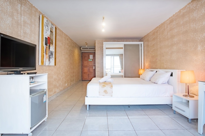 Imagen de la habitación del Hotel Windy Inn. Foto 5